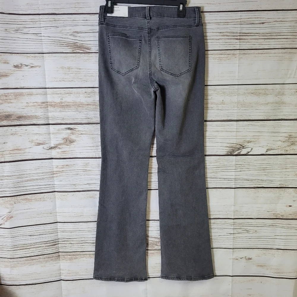 NWT Ann Taylor Curvy Fit Slim Boot Jeans Size 4 Tall Vintage Gray Wash